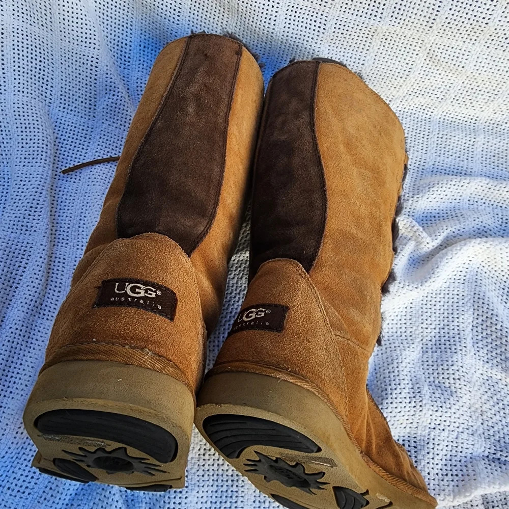 Ugg Whitley Moccasin shearling boots 6 - Picture 3 of 16